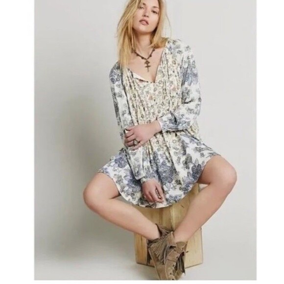 Free People Lucky Loosey Flowy Boho Dress in Honeysuckle Floral Lined D41 Sz M - Picture 1 of 9